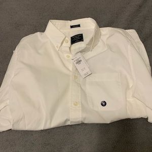 Abercrombie & Fitch NWT white button up shirt